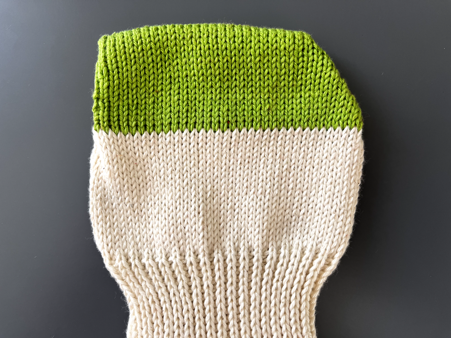 Cotedge wide toe box crew sock in green