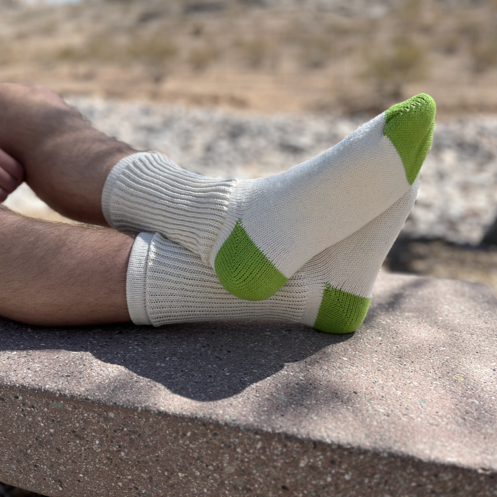 Men's 100% Cotton Regular Crew Socks Black Color Solid